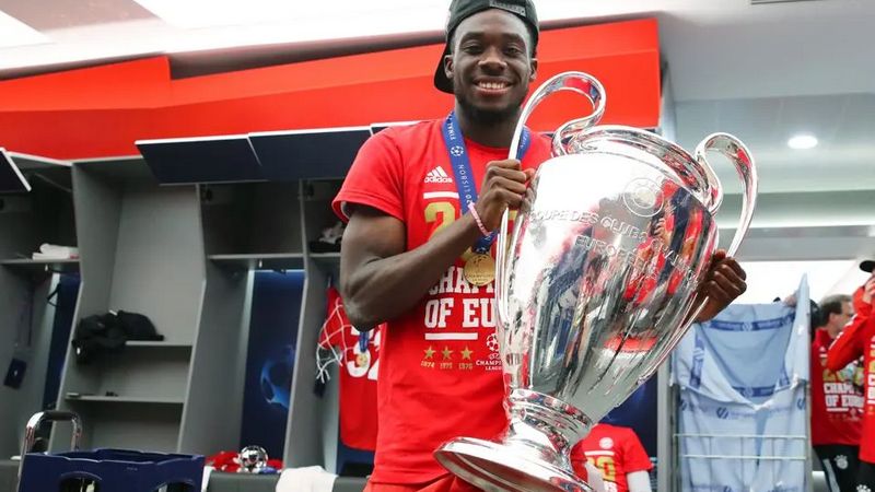 Anh bùng nổ cùng Bayern Munich Anh bùng nổ cùng Bayern Munich