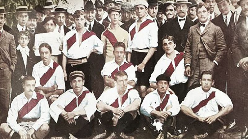 Câu lạc bộ River Plate ra đời năm 1901 Câu lạc bộ River Plate ra đời năm 1901