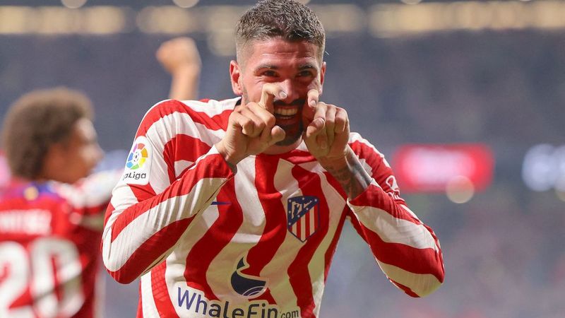 Anh đang khoác áo Atletico Anh đang khoác áo Atletico