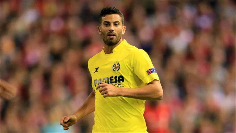 Hậu vệ Mateo Musacchio Hậu vệ Mateo Musacchio